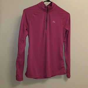 Merino blend, activewear top.